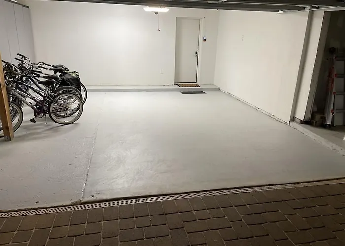 Minutes Old Town Pool Bikes Golf Scottsdale